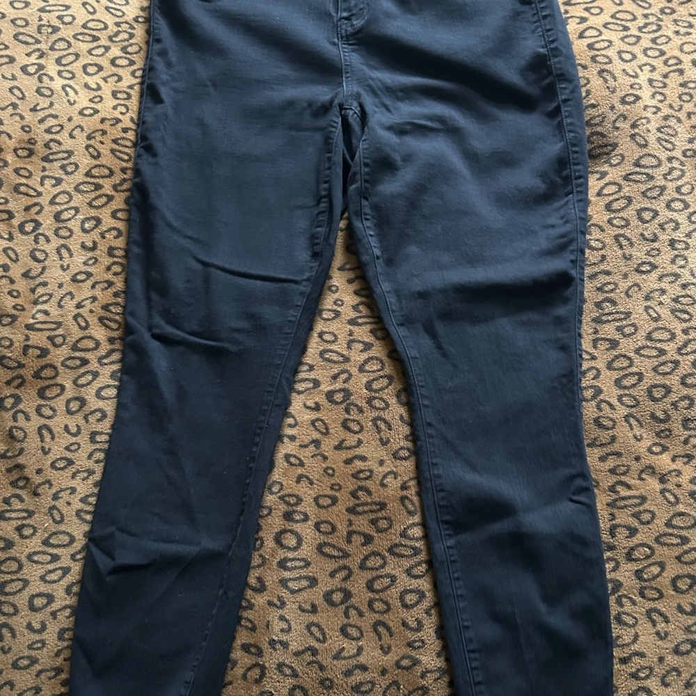 Torrid skinny Women's Black Jeggings jeans Sz 16R